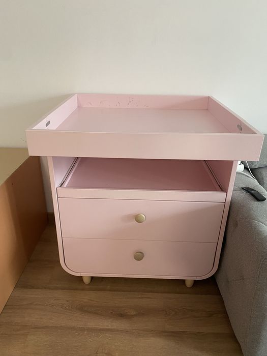 Set IKEA pătuț bebe + masă de înfășat + saltea inclusă, stare foarte bună
