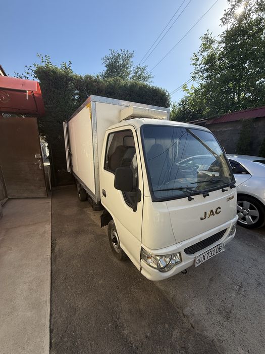 Jak holodilnik 2014 yil