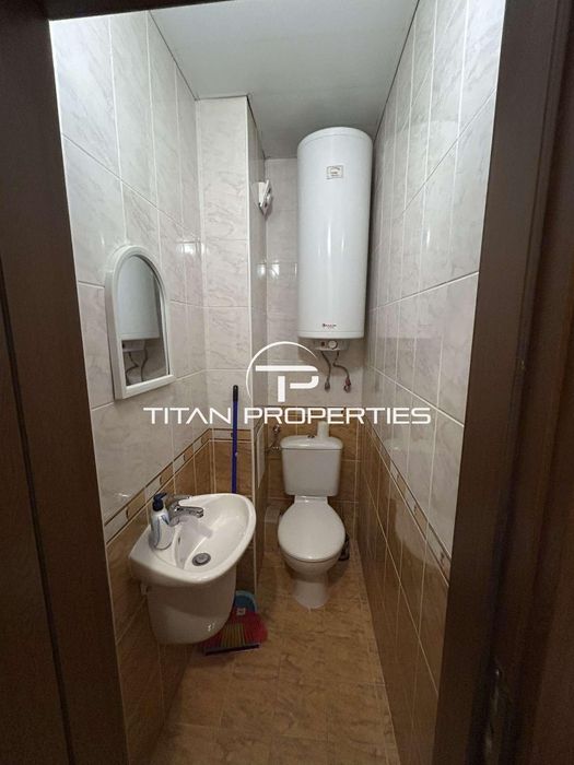 Тристаен апартамент, под наем, Център