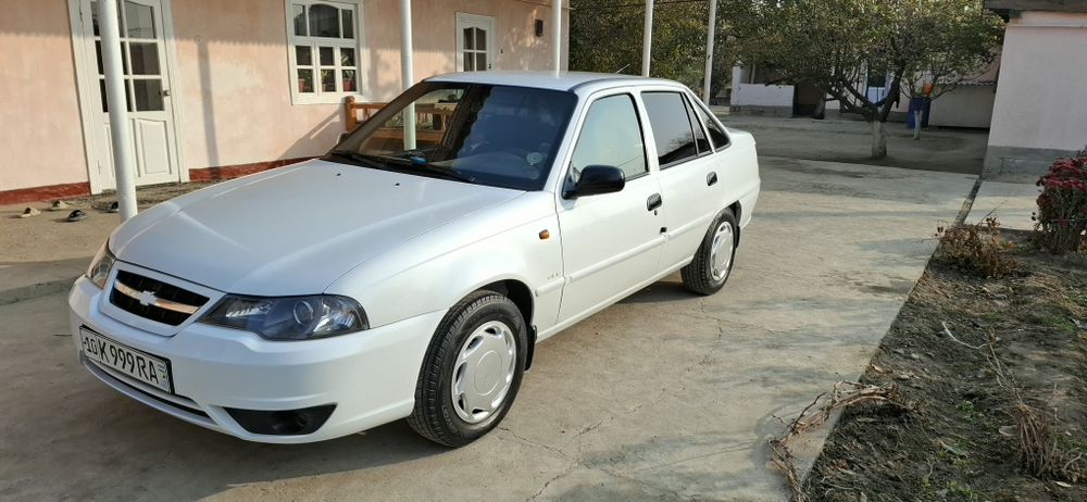 Nexia 2 sotiladi