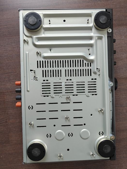 Amplificator Technics SU-V620 – 2x90W/8Ω, New Class A, Phono