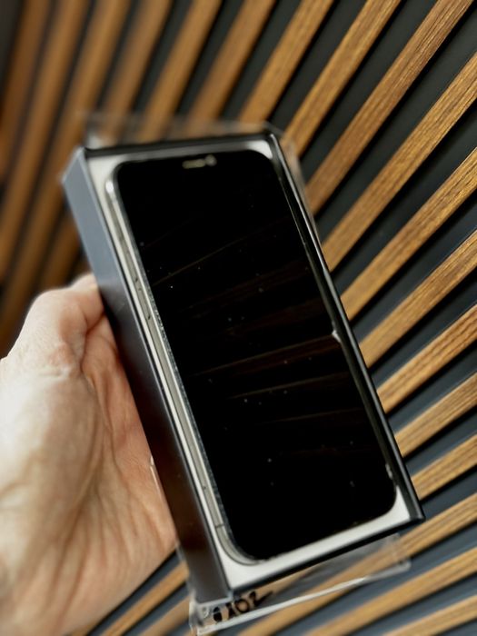 Продам iphone 12 pro