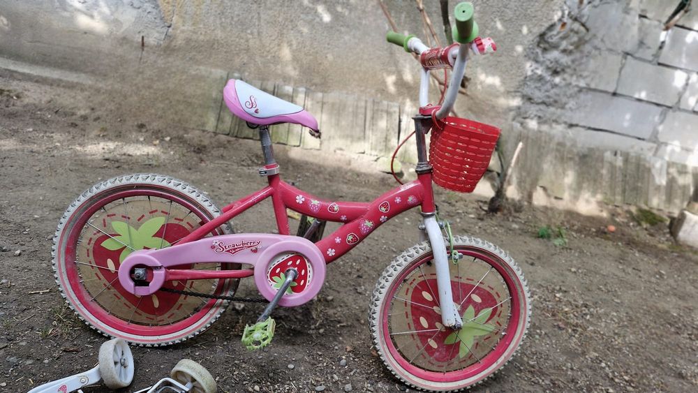 Bicicleta fetite RoyalBaby Star Girl, roti 18 incch