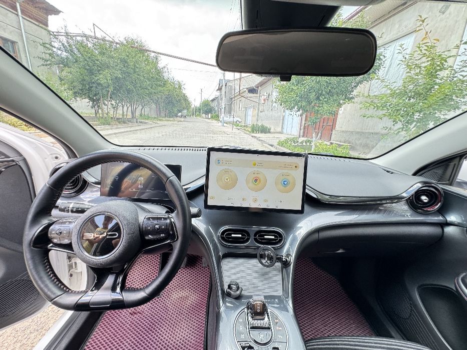 BYD E2 Luxury 2023 sotiladi