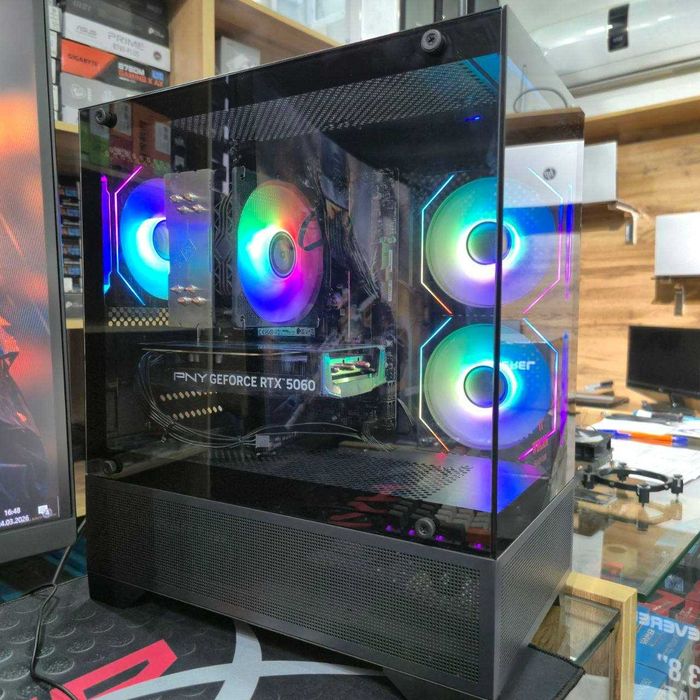 CS2 va boshqa oyilar uchun moshniy zborka komyuter