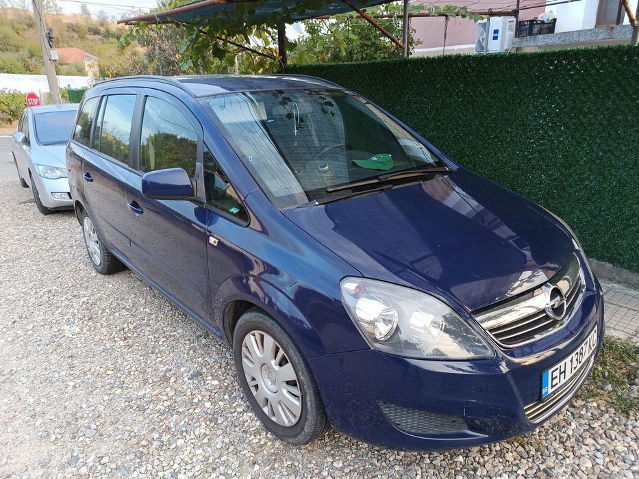 Опел Зафира Б Opel Zafira B