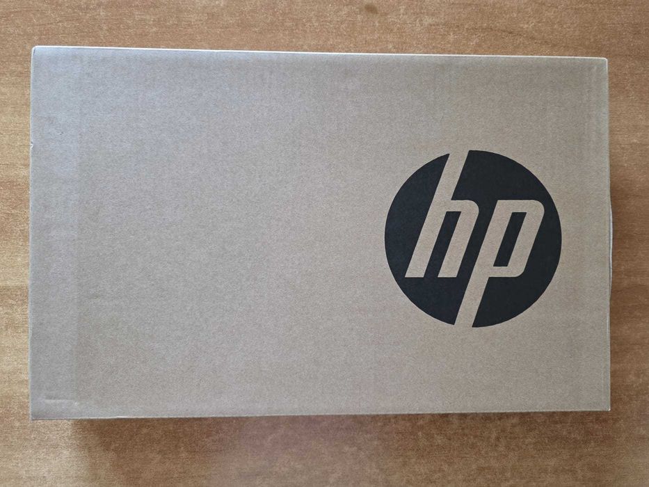 Laptop HP 15s eq2006sl AMD Ryzen™ 7 5700U 15.6" 8GB 512GB SSD Sigilat