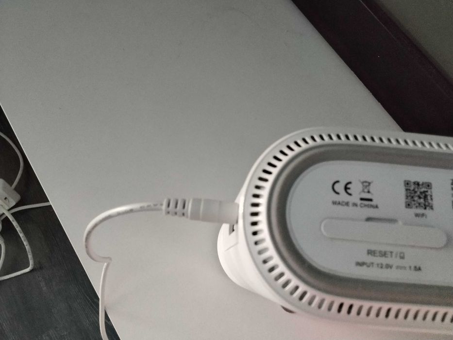 последен модел 5G сим карти рутер за мобилен интернет на Иетел 2025 г.