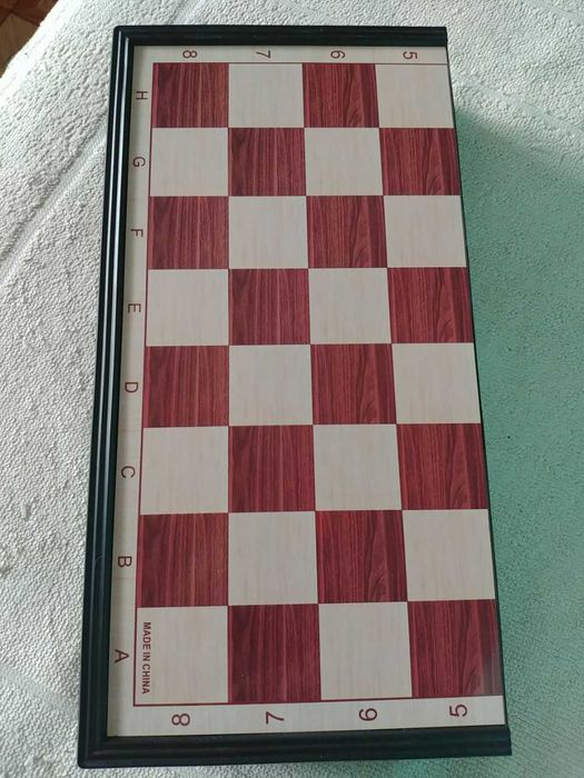 Магнитные шахматы . Магнитный детский конструктор .