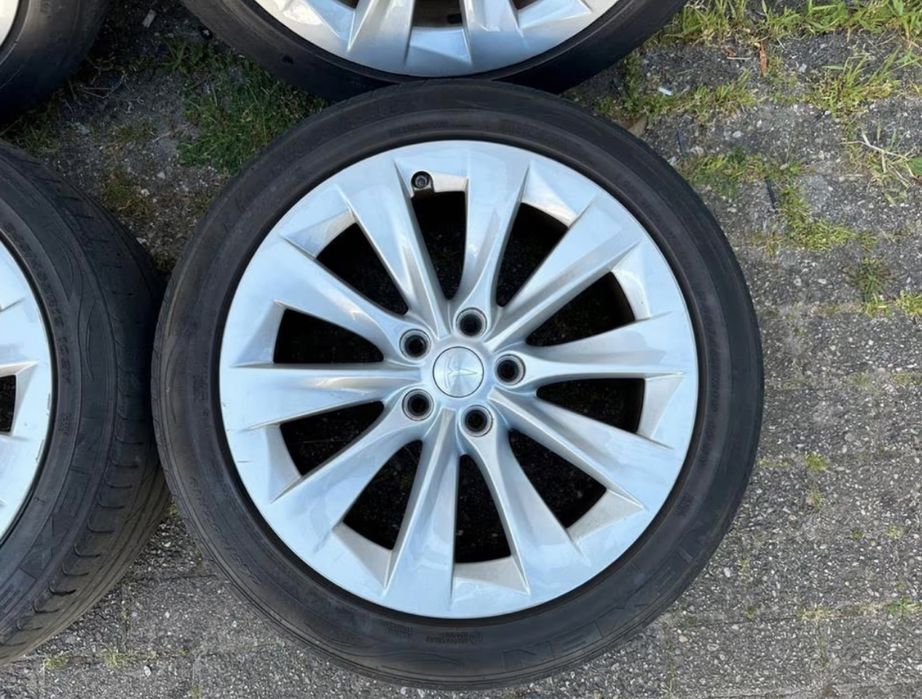 Tesla джанти 19 Цола оригинални