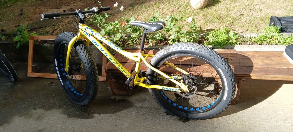 Велосипеди 2 х 20 и 1 х 24