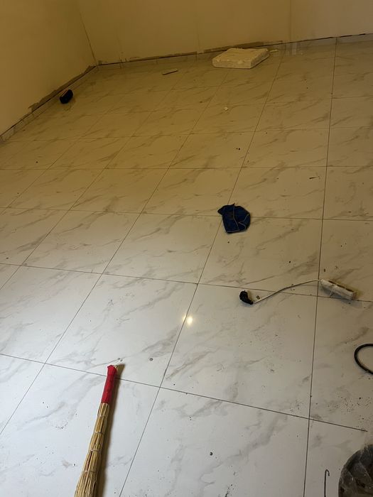 Кафельщик укладка кафелья керомагранит