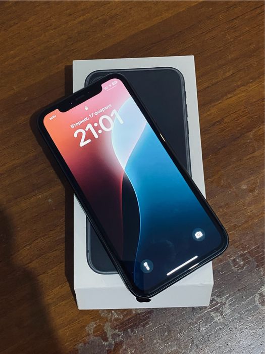 Iphone 11 64 гб.