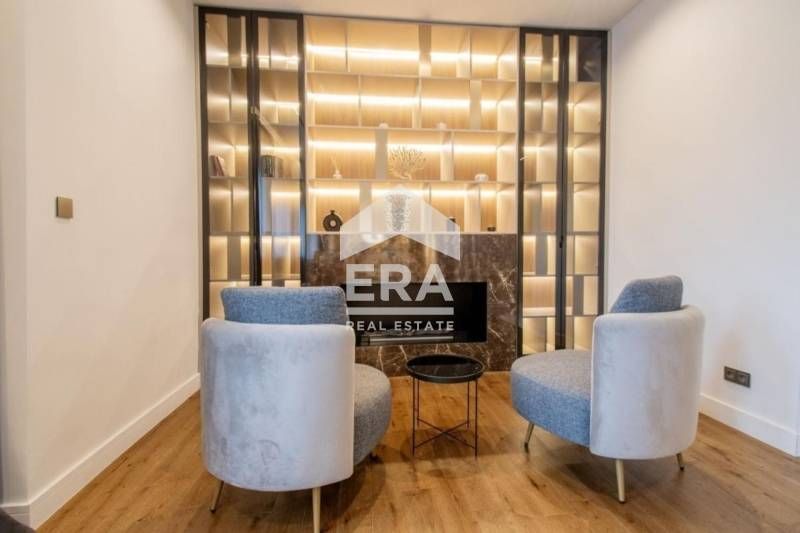 Дава се под наем Тристаен апартамент в София, Център - 120 кв.м за 3590.4 € - Снимка #6