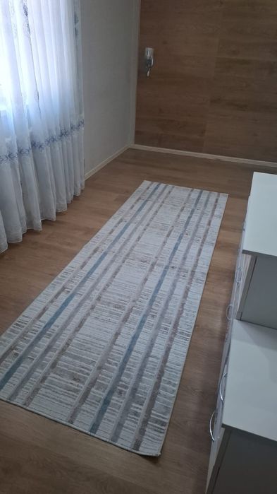Продается ковёр и дорожка