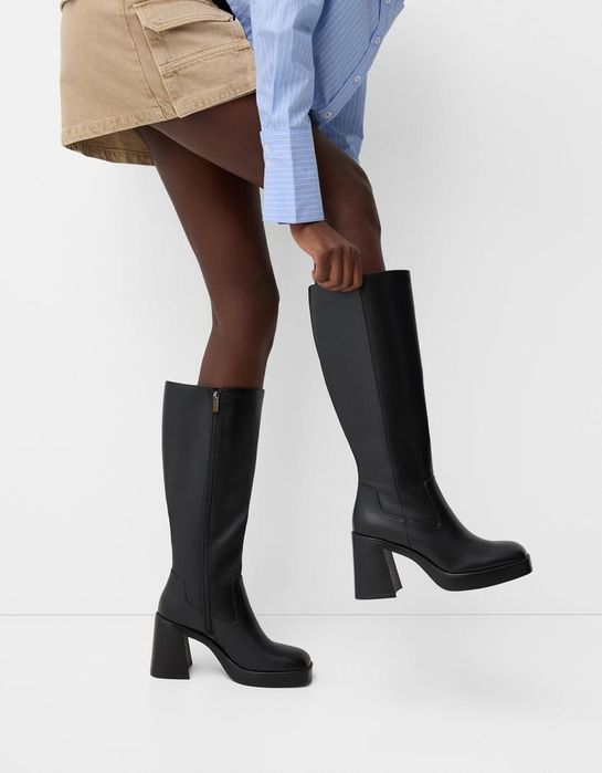 Високи ботуши на платформа Bershka, 40
