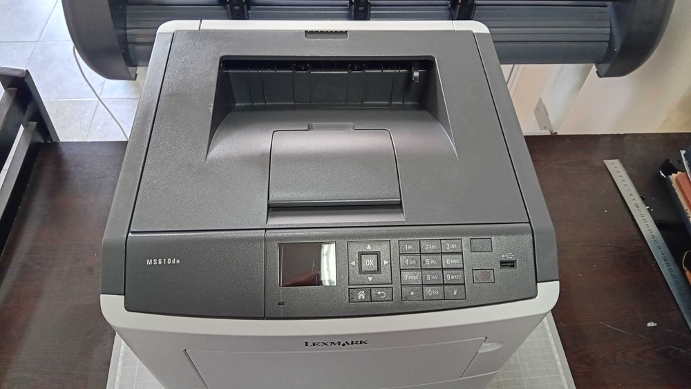 Чисто нов!!! Лазерен принтер Lexmark MS 610DN с дуплекс и мрежа