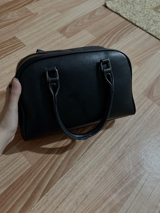 Продам сумку 2000 тг