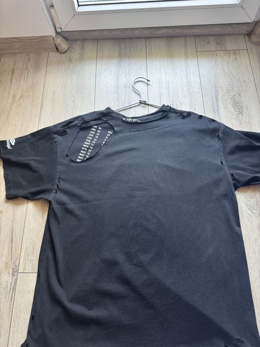 Tricou Tee Balenciaga Distressed Double Layered Tee