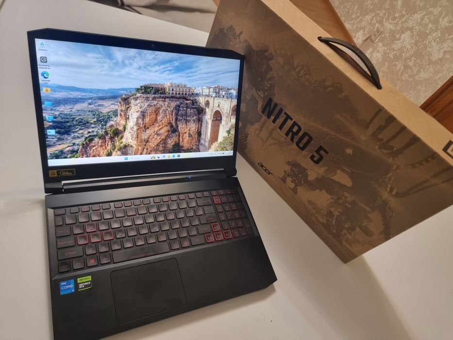 Продам игровой ноутбук