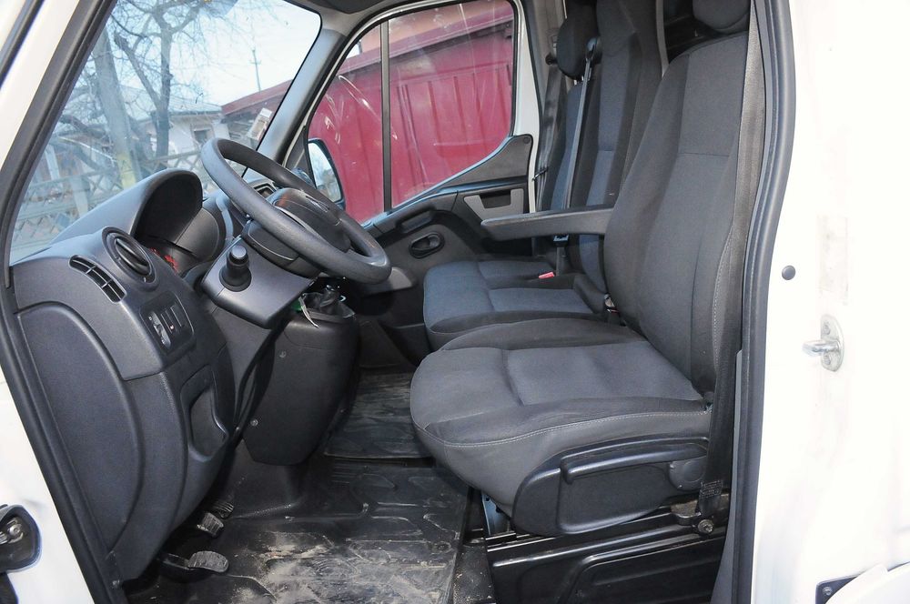 RENAULT Master Maxi Lung 2017 2.3dCi 131 CP E6 6 trepte AC, cat. B