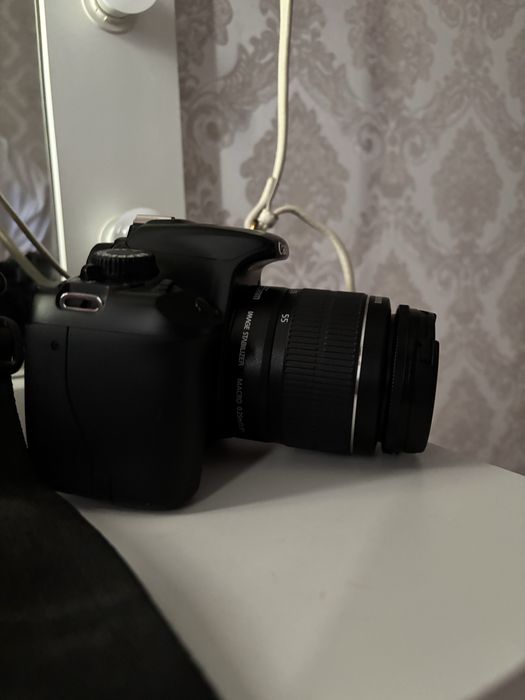 фотоаппарат 1100D