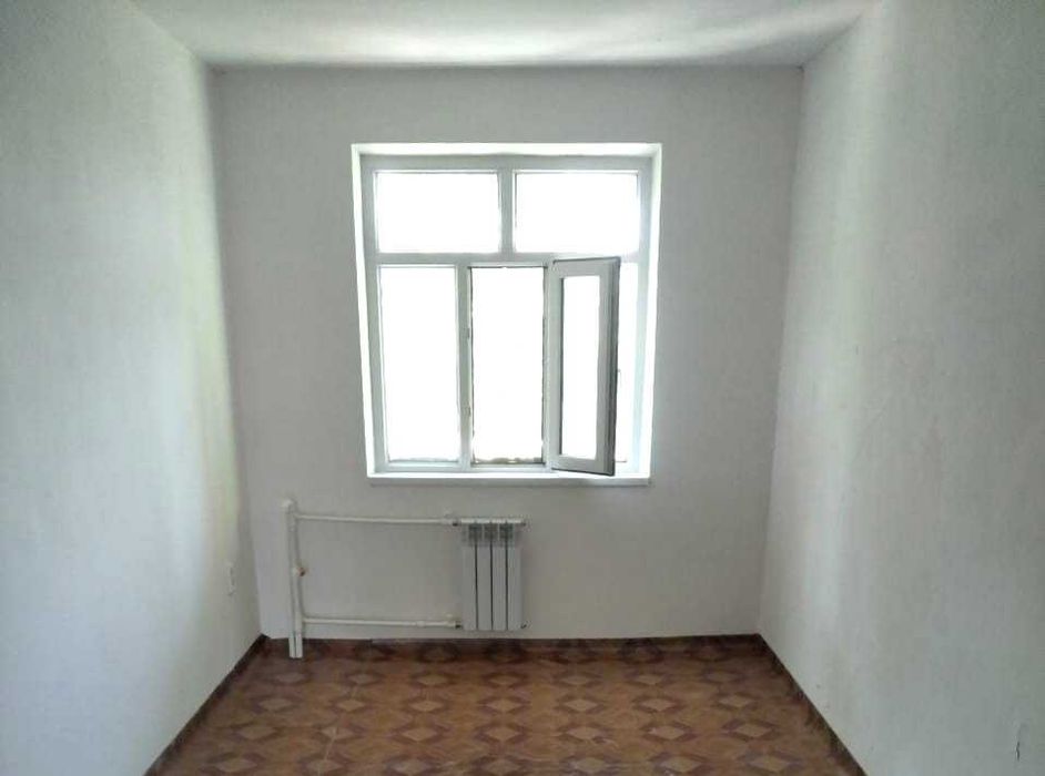 3 Ком. кв. 72 кв.м. 2-ой Микрорайон