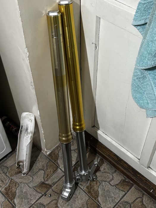 продаю вилку на эндуро