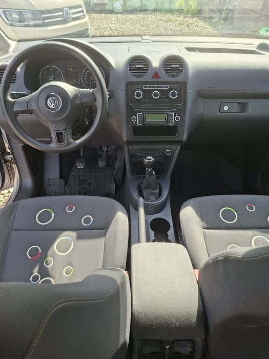 VW  Caddy maxi 7 locuri  2.0 tdi 140 cp 2012 Euro 5