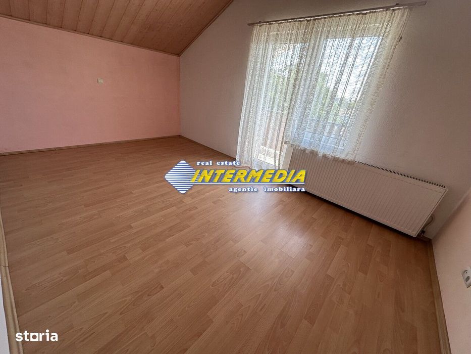 Spatiu de inchiriat in Cetate in suprafata de 100 mp finisat complet