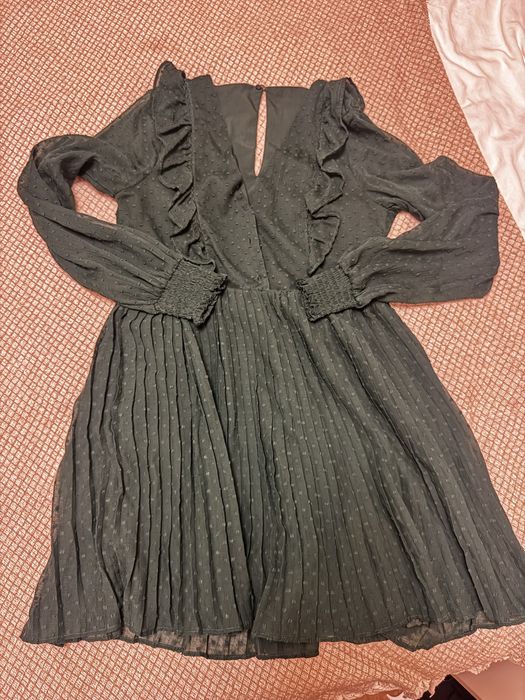 Звлена рокляс дълъг ръкав