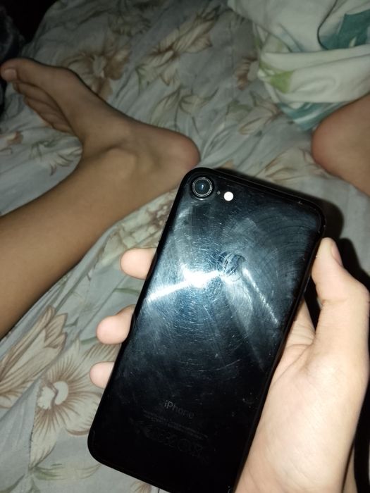 Айфон 7 новый брал прост посмотреть