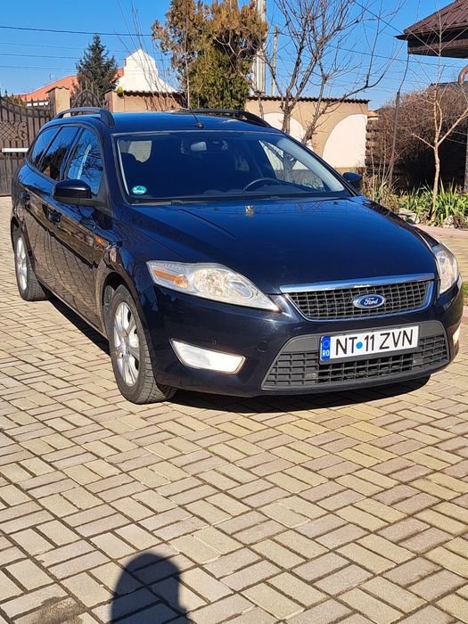 Autoturism FORD MONDEO