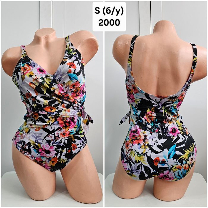 Купальники женские