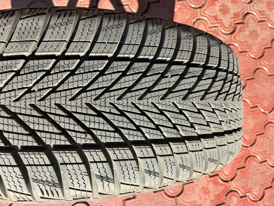 Jante Aliaj R18 7Jx18 Anvelope Goodyear