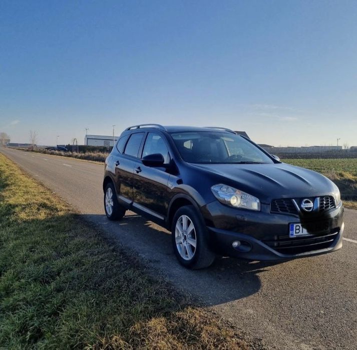 Nissan Qashqai +2
