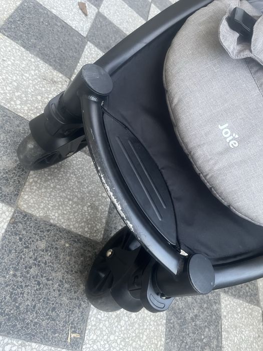 Детска количка Joie