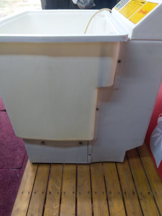 Полуавтоматична ретро пералня "Пепеляшка "