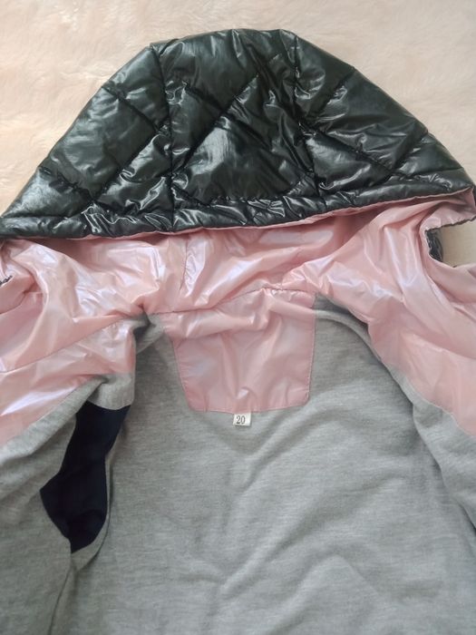 Продам куртку на осень , весну