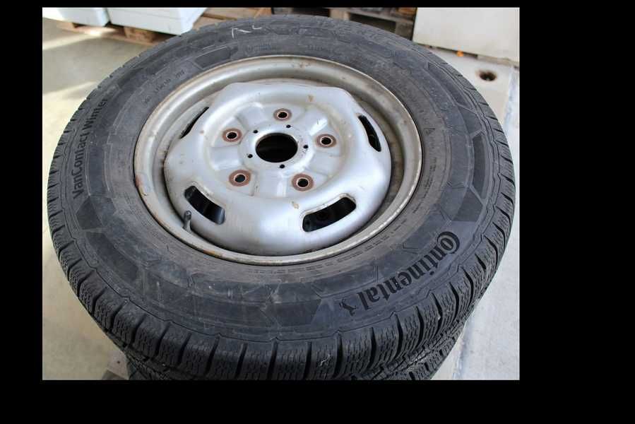 Set 4 cauciucuri/anvelope cu tot cu jante 215/75 R16 C