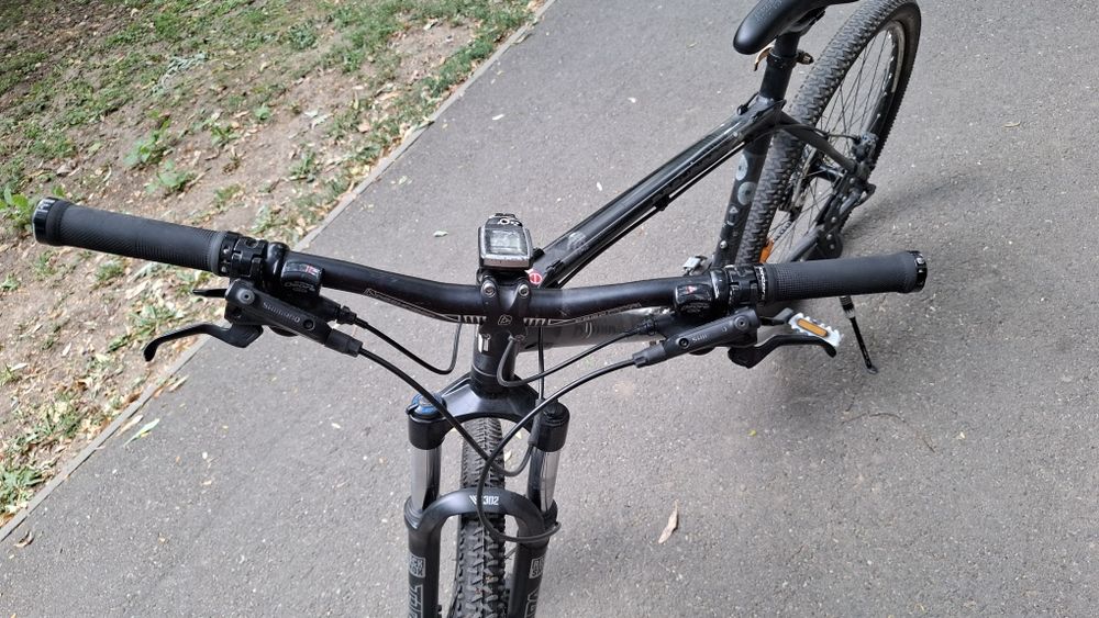 Mountain Bike Btwin Rockrider 8.1