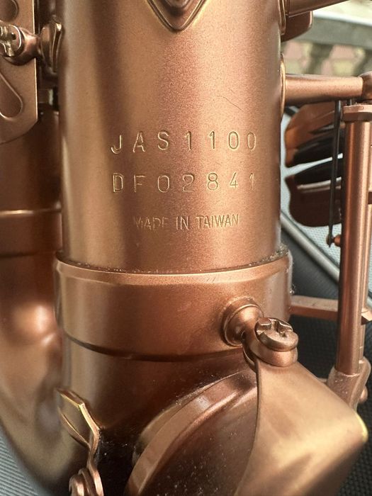 1000€ Saxofon Jupiter JAS1100