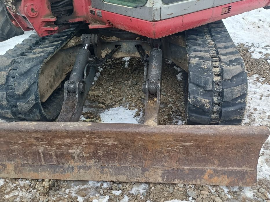 Vand miniescavatorTakeuchi TB 175