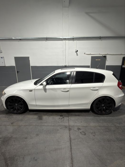 Bmw seria 1 118d diesel trapa navi facelift