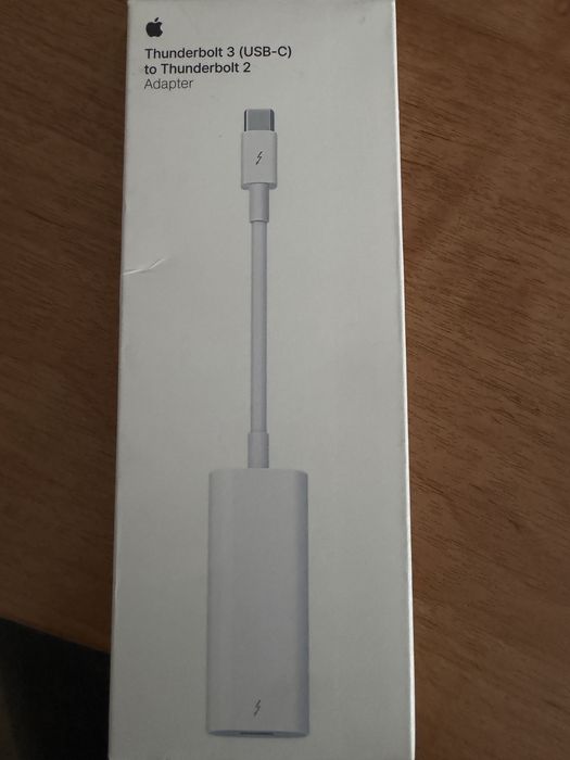 Apple tunderbold 3 (usb c) to tundrrbold 2