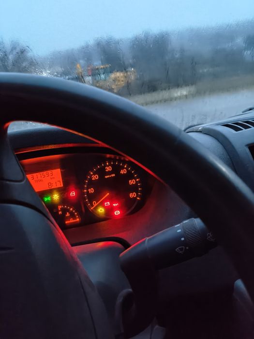 Vând pejo boxer an 2007