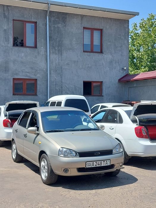Lada Kalina 2008 holati yahshi