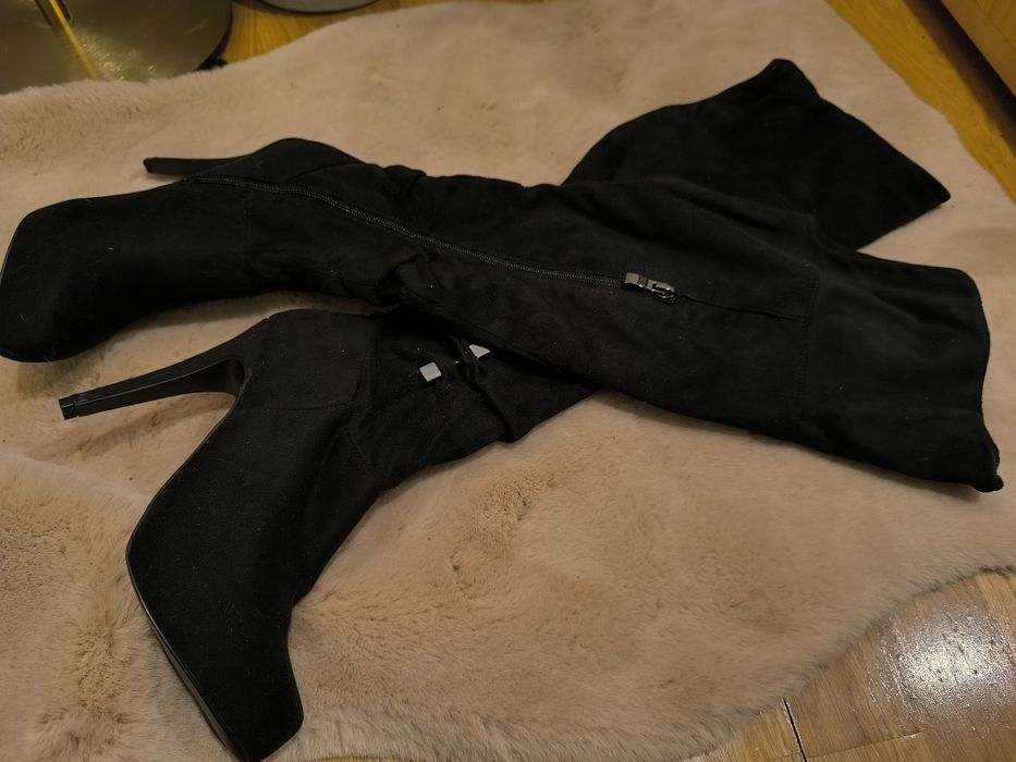 Cizme, material moale, peste genunchi