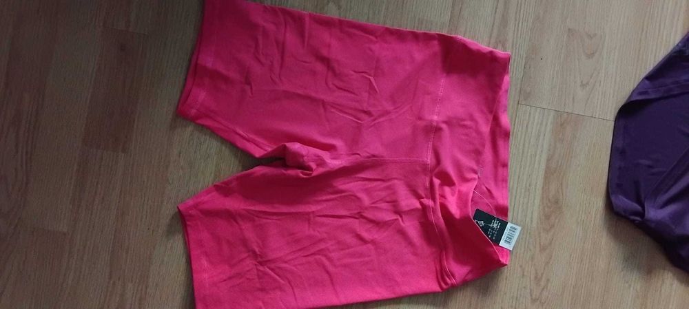 Colanti/Tricouri sport dama marimi M/L,noi cu eticheta