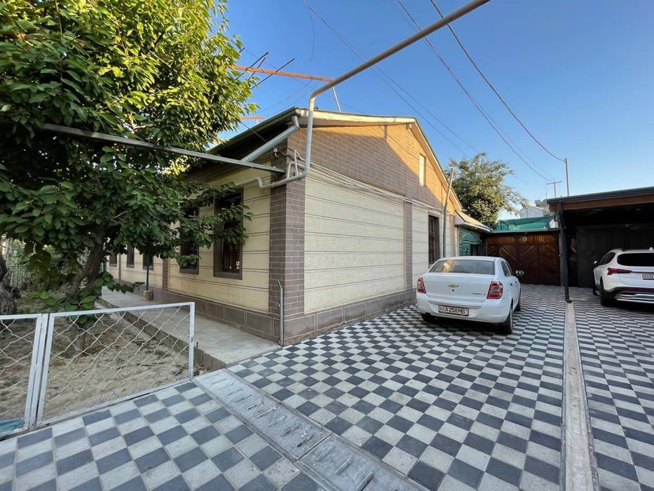 Дом 4 соток в центре район Юнсб (новомосковская)